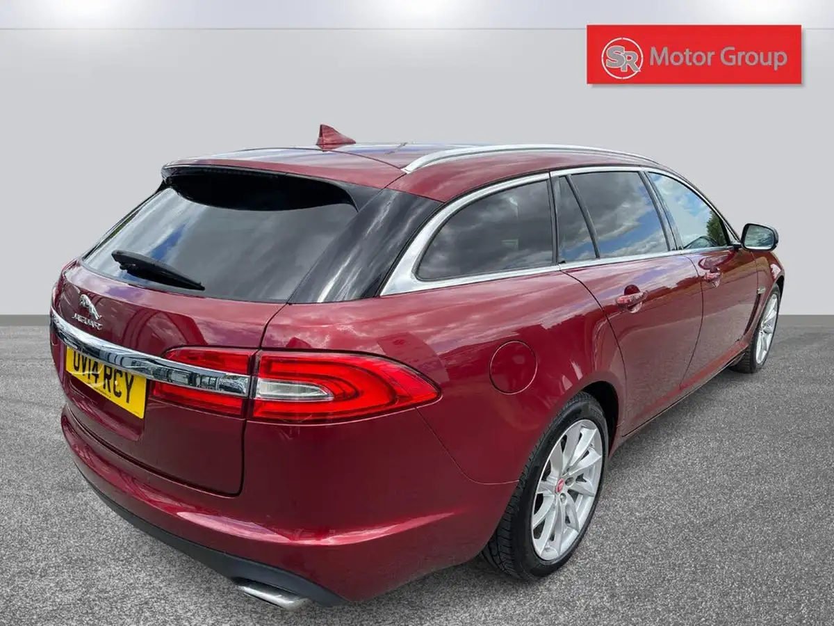 2014-jaguar-xf-30td-premium-luxury-sportbrake-5d-big-18