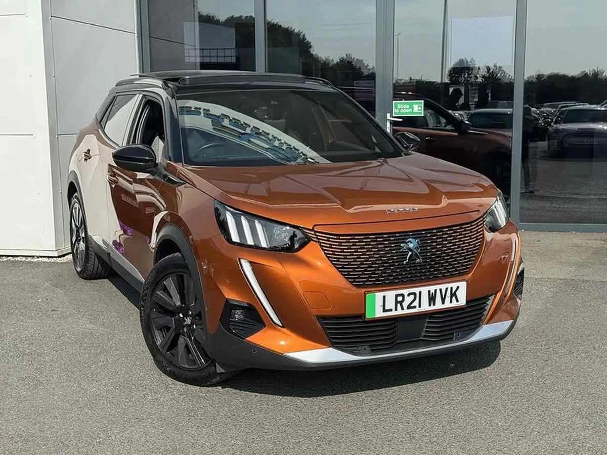 2021-peugeot-2008-suv-e-gt-premium-big-5