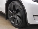 2023-tesla-model-y-e-long-range-small-8