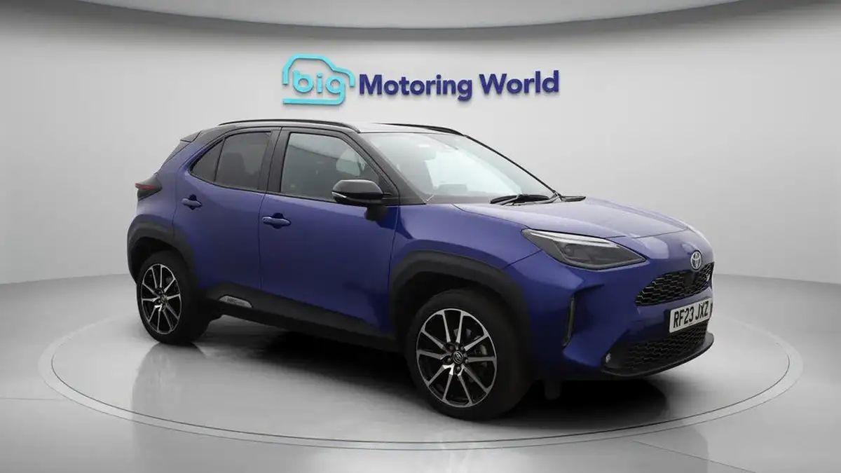 2023-toyota-yaris-cross-15-vvt-i-gr-sport-big-1