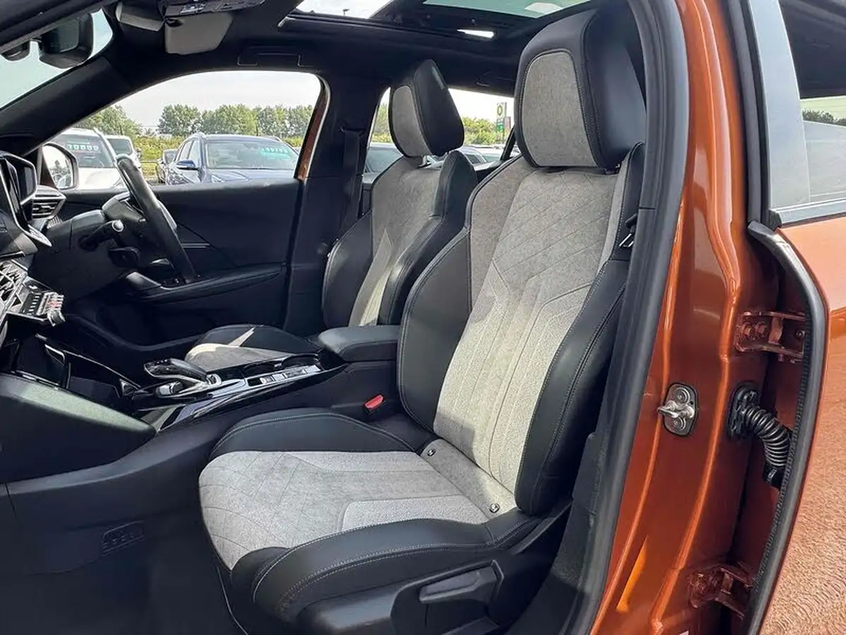 2021-peugeot-2008-suv-e-gt-premium-big-29