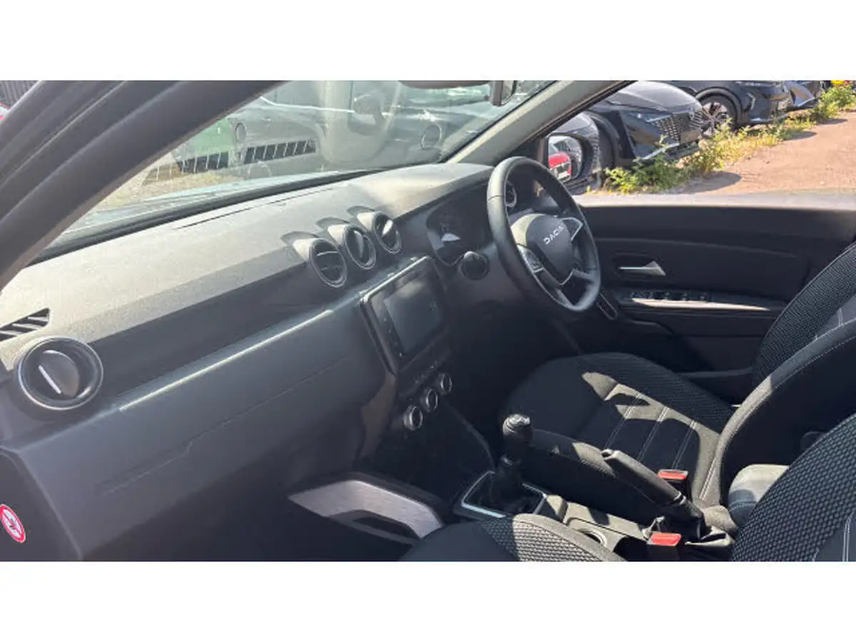 2024-dacia-duster-09-tce-journey-big-8