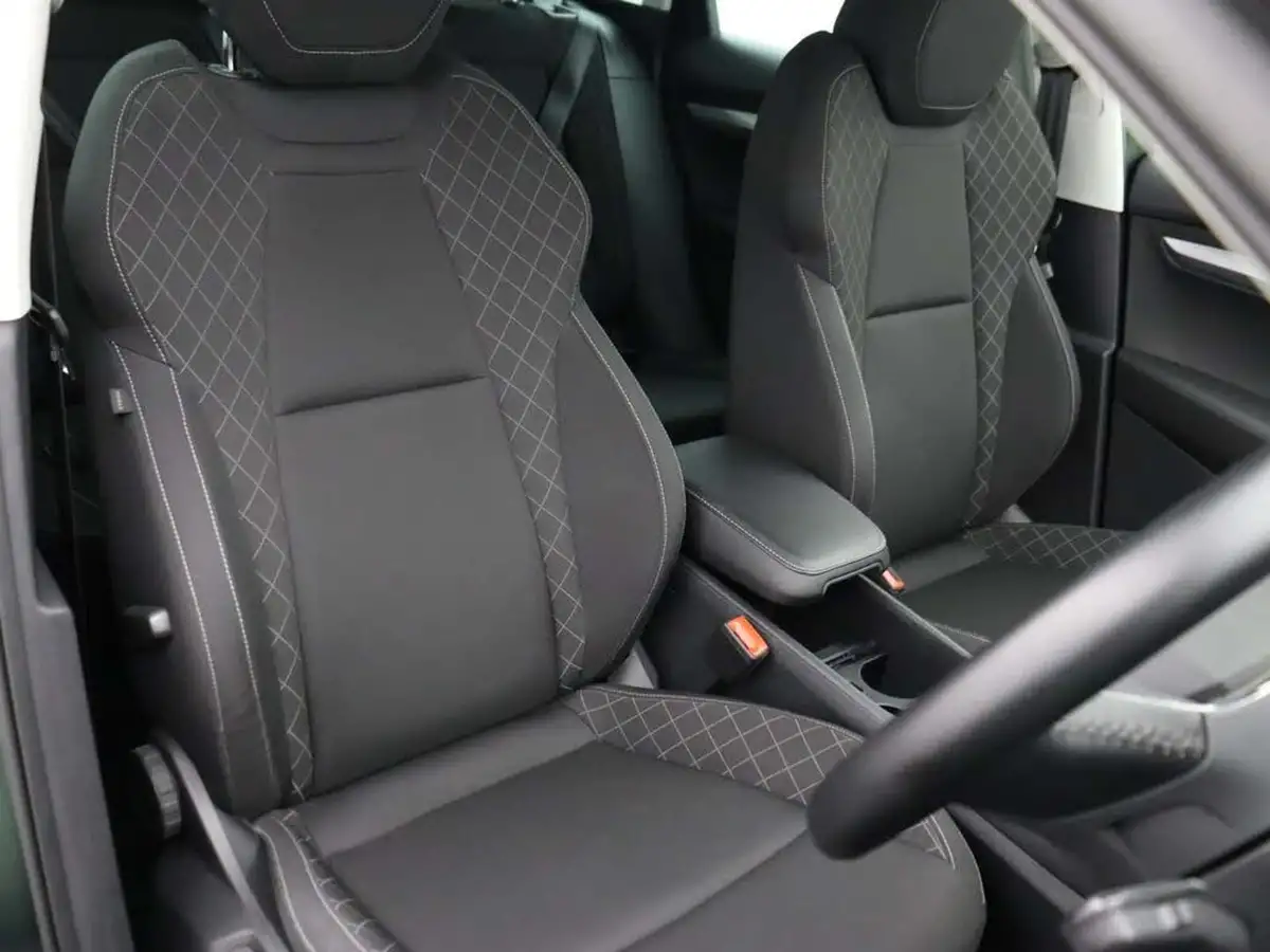 2022-skoda-karoq-10-tsi-se-big-8
