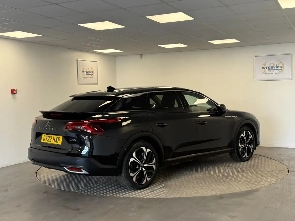 2022-citroen-c5-x-16-puretech-shine-plus-225ps-plug-in-hybrid-e-eat8-big-10