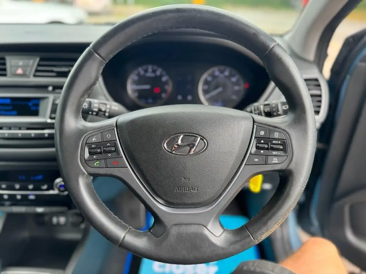 2016-hyundai-i20-12-sport-big-25