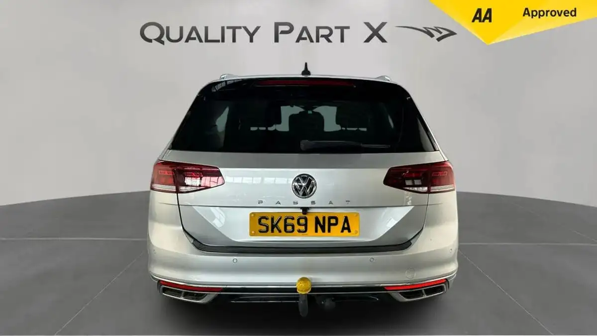 2019-volkswagen-passat-20tdi-r-line-190ps-scr-estate-5d-dsg-big-3