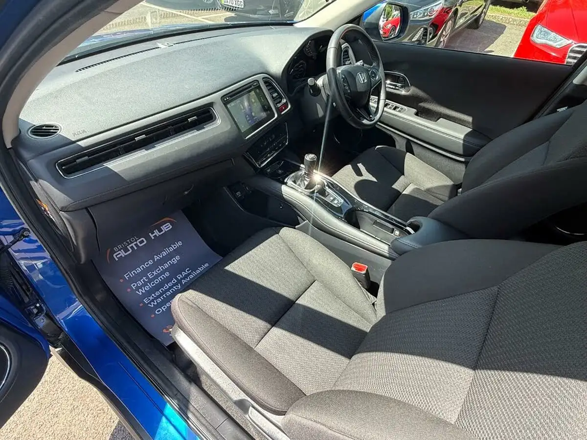 2017-honda-hr-v-16-i-dtec-se-big-37