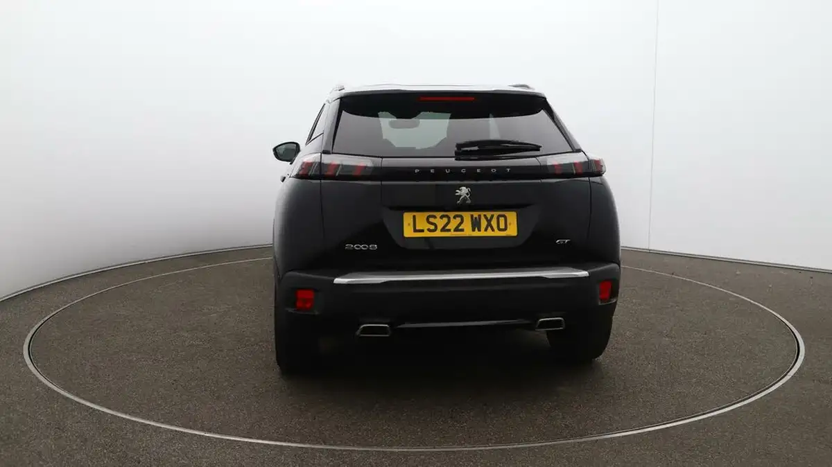 2022-peugeot-2008-suv-12-puretech-gt-big-61