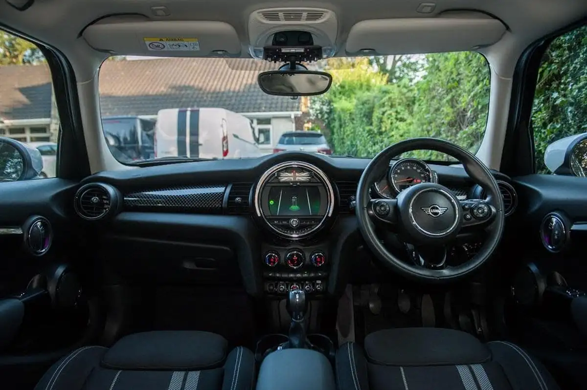 2021-mini-cooper-20-cooper-s-classic-189bhp-series-ii-nav-hatchback-5d-big-17