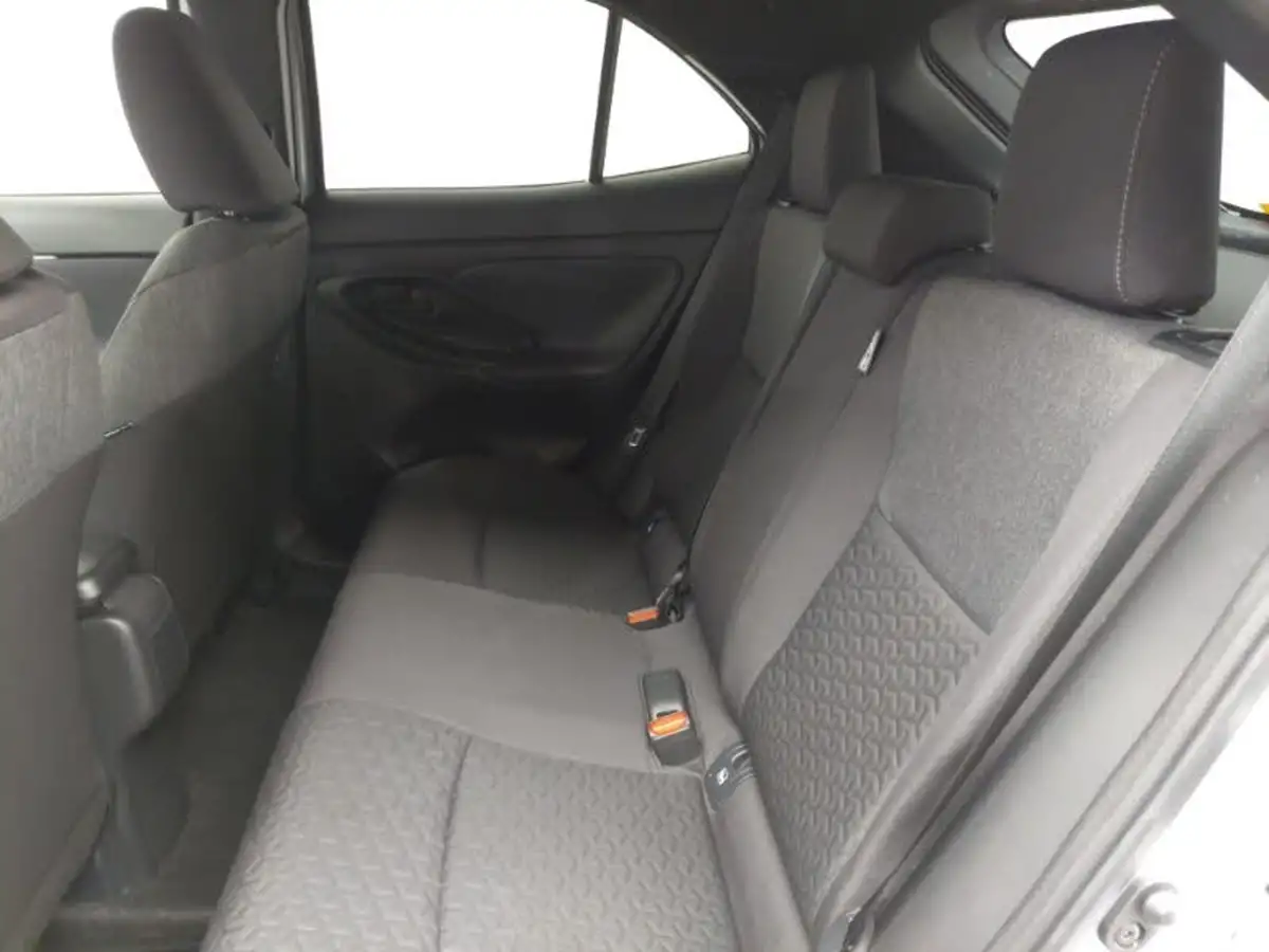 2022-toyota-yaris-cross-15-vvt-i-design-big-5