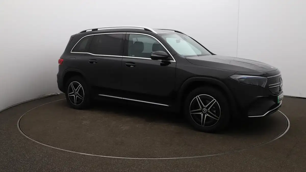 2023-mercedes-benz-eqb-e-300-amg-line-big-44