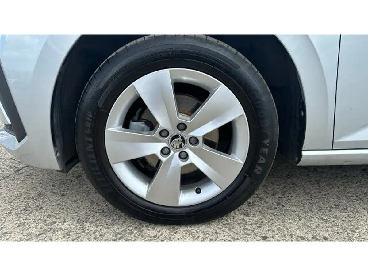 2024-skoda-scala-10-tsi-se-116ps-big-43