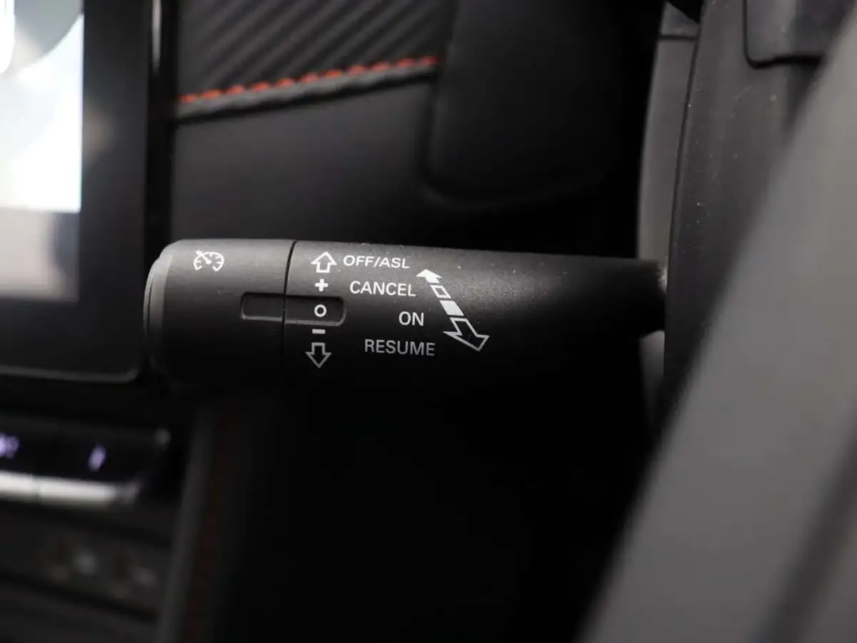 2022-mg-zs-suv-15-vti-tech-exclusive-big-43