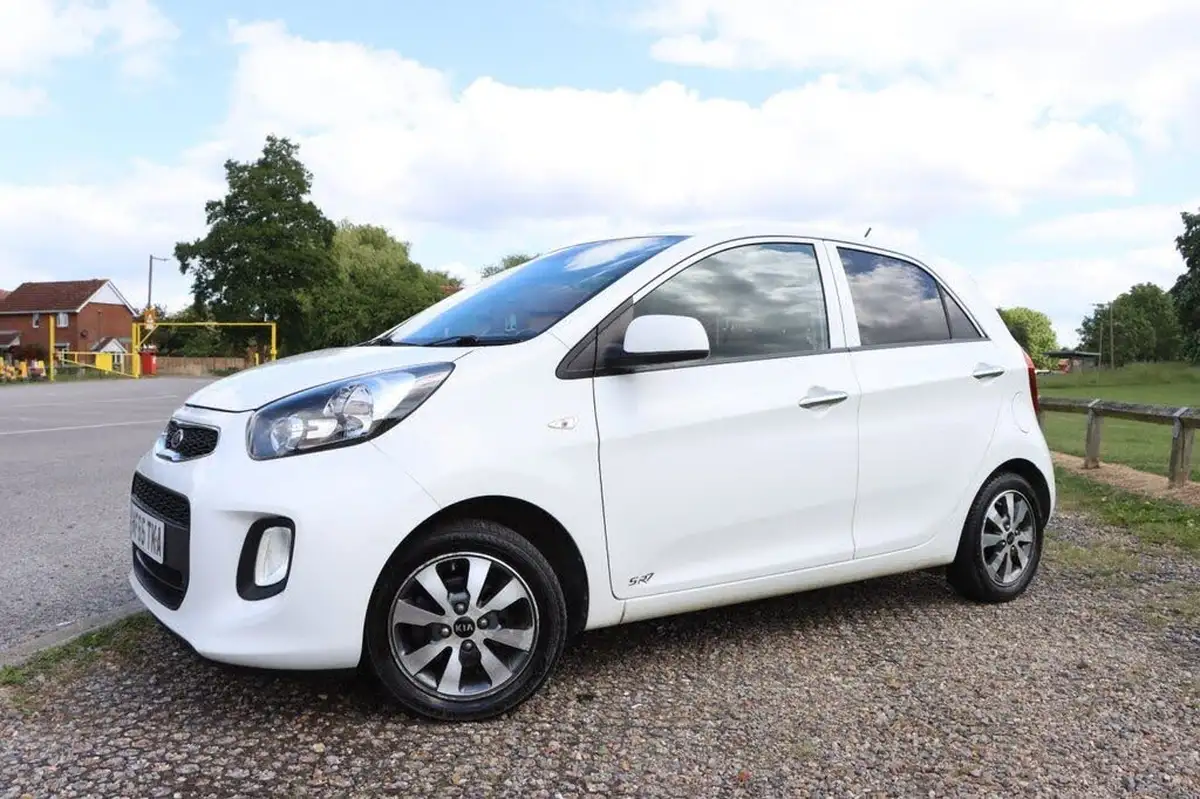 2015-kia-picanto-10-sr7-5d-big-8