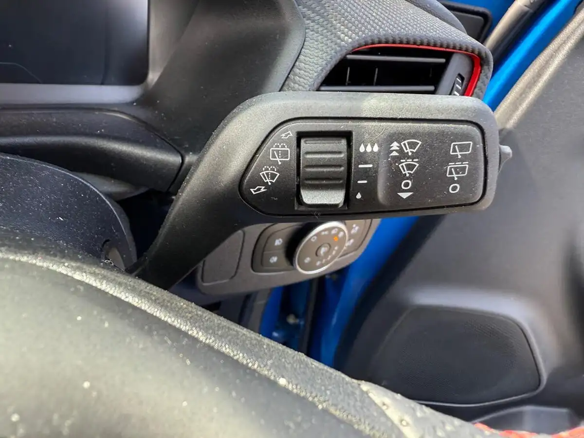 2023-ford-puma-suv-10-st-line-x-155ps-big-35