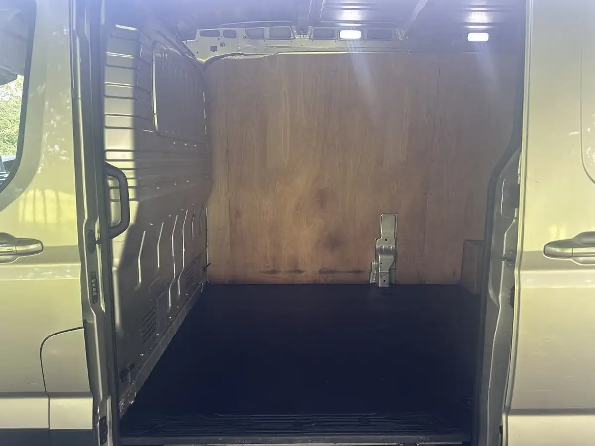 2023-maxus-deliver-9-20tdi-l3h2-lux-big-8