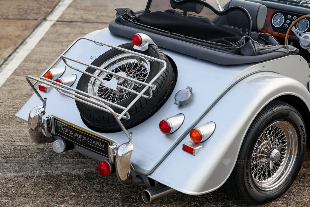 2008-morgan-plus-4-20-2-seat-big-25