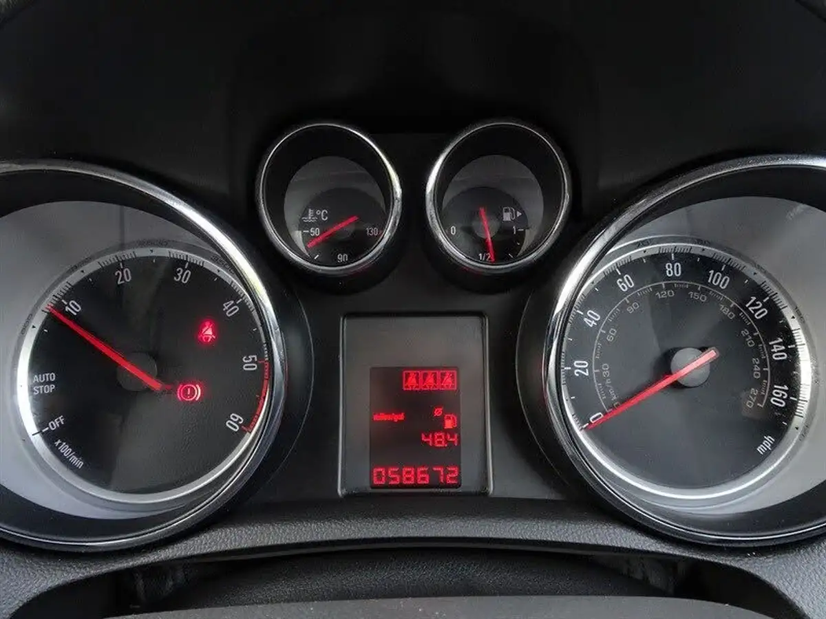2014-vauxhall-mokka-17cdti-exclusiv-ecoflex-fwd-ss-big-33