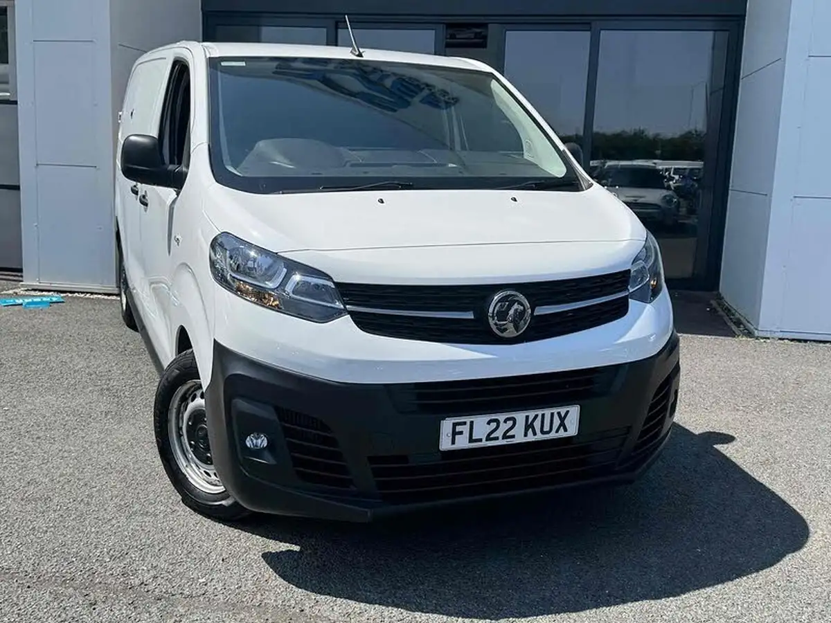 2022-vauxhall-vivaro-20td-3100-l1h1-dynamic-big-5