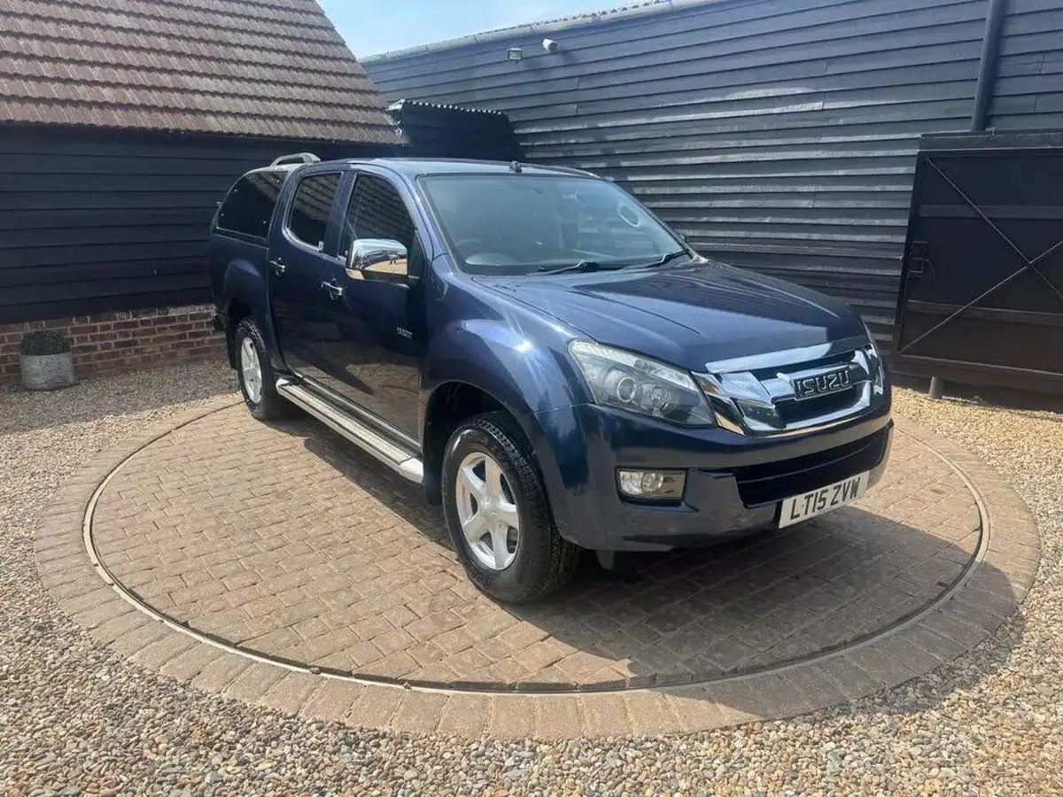 2015-isuzu-d-max-25td-yukon-double-pickup-big-25