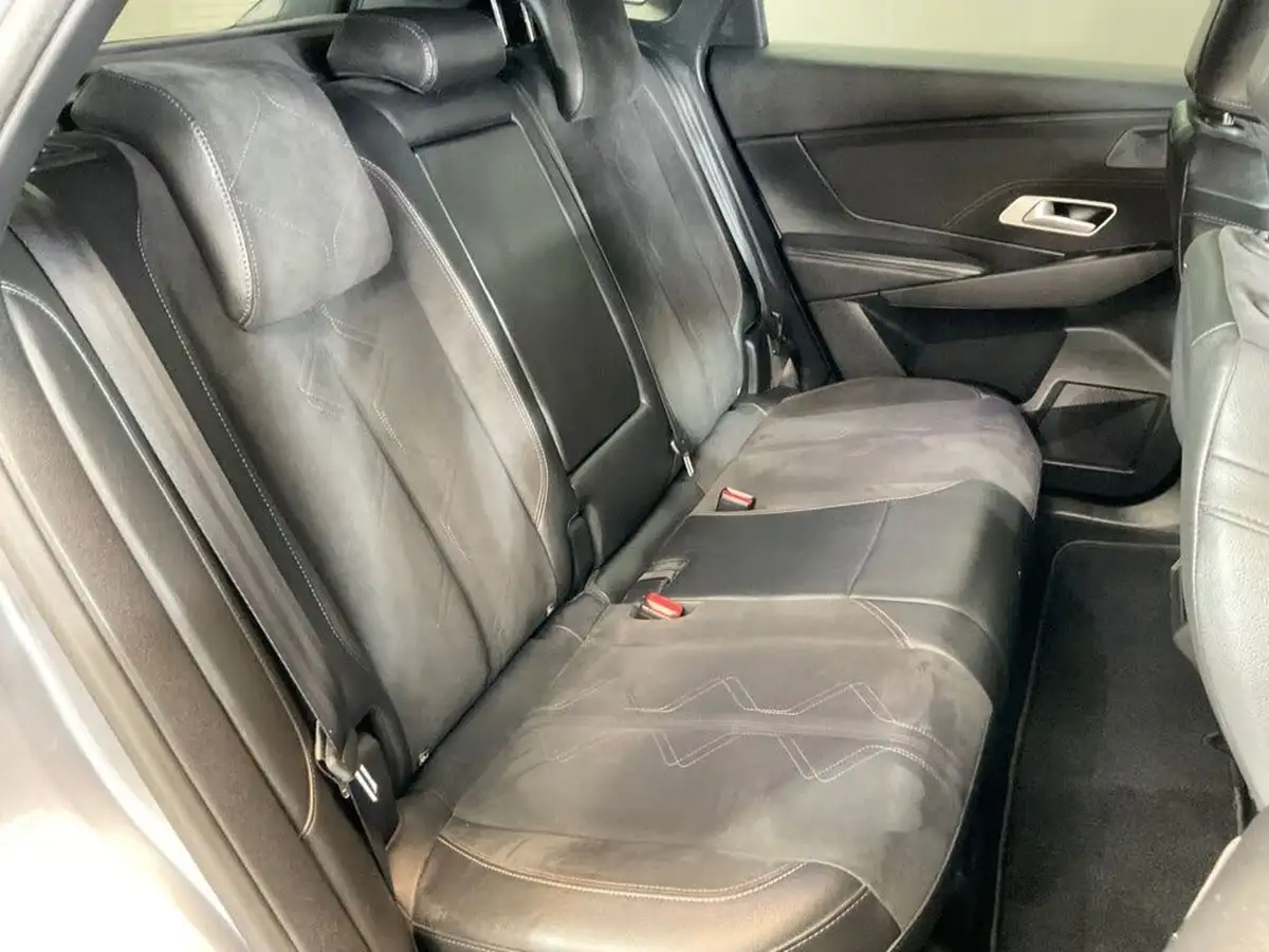 2019-ds-ds-7-crossback-20bluehdi-performance-line-big-25