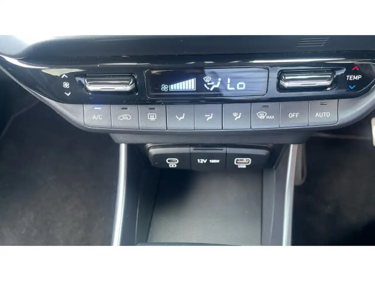 2025-hyundai-bayon-10-t-gdi-premium-100ps-7dct-big-32