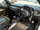 2013-alfa-romeo-giulietta-20td-veloce-140-bhp-small-4