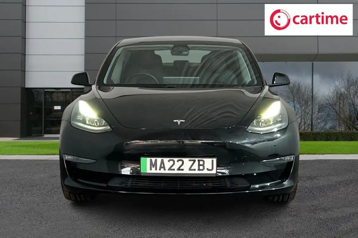 2022-tesla-model-3-e-performance-big-4