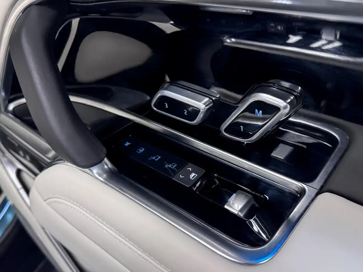 2024-land-rover-range-rover-30-p460e-autobiography-lwb-big-28