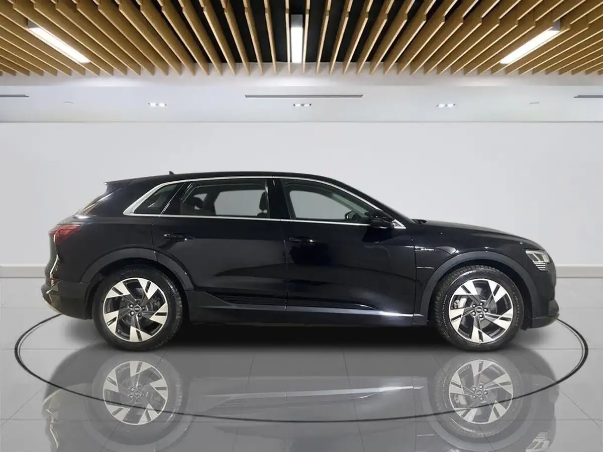 2022-audi-e-tron-55e-sport-station-wagon-big-6