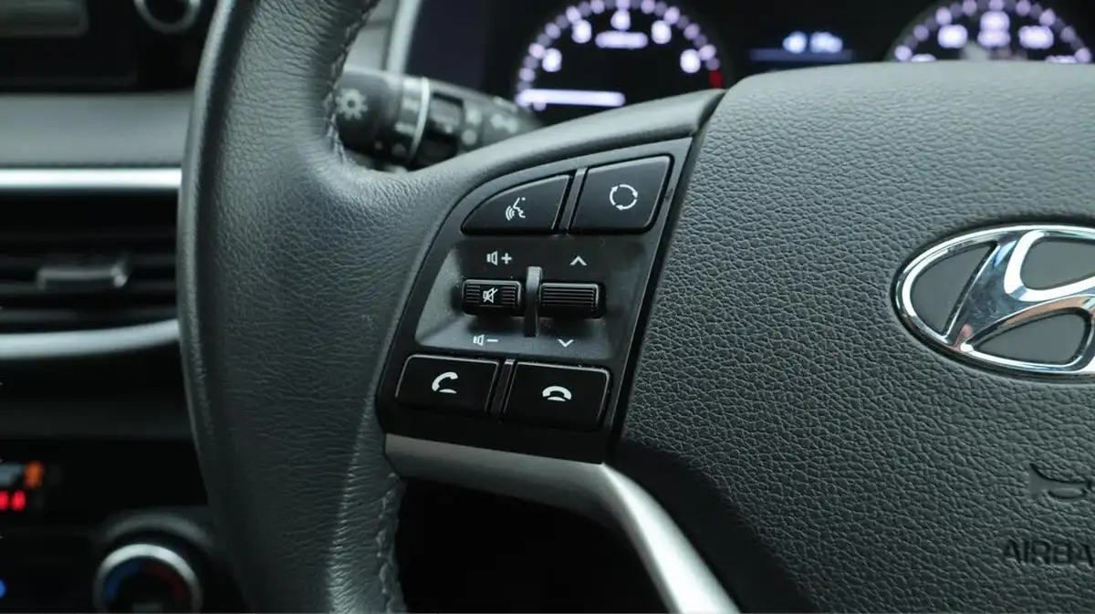 2020-hyundai-tucson-16-gdi-se-nav-big-23