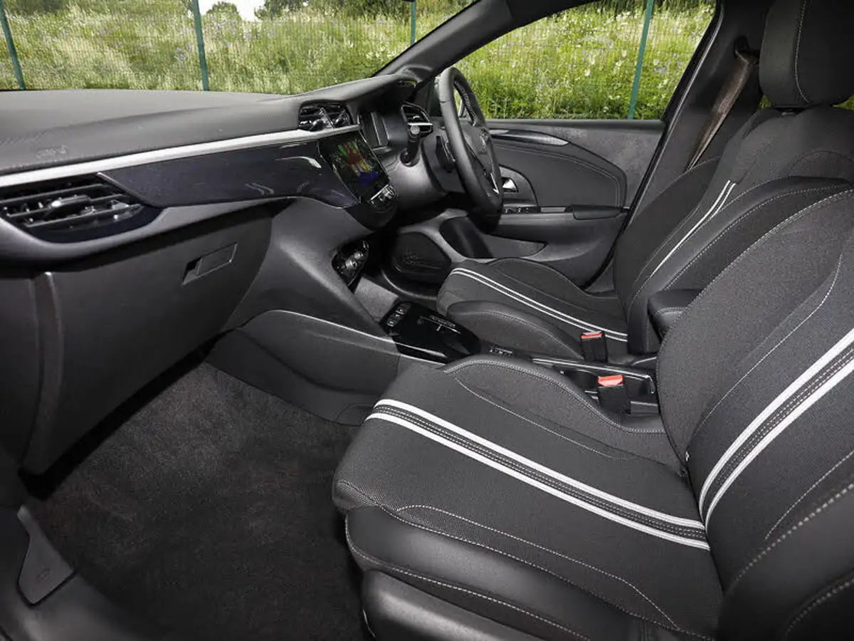 2025-vauxhall-corsa-12-turbo-gs-100ps-auto-big-4
