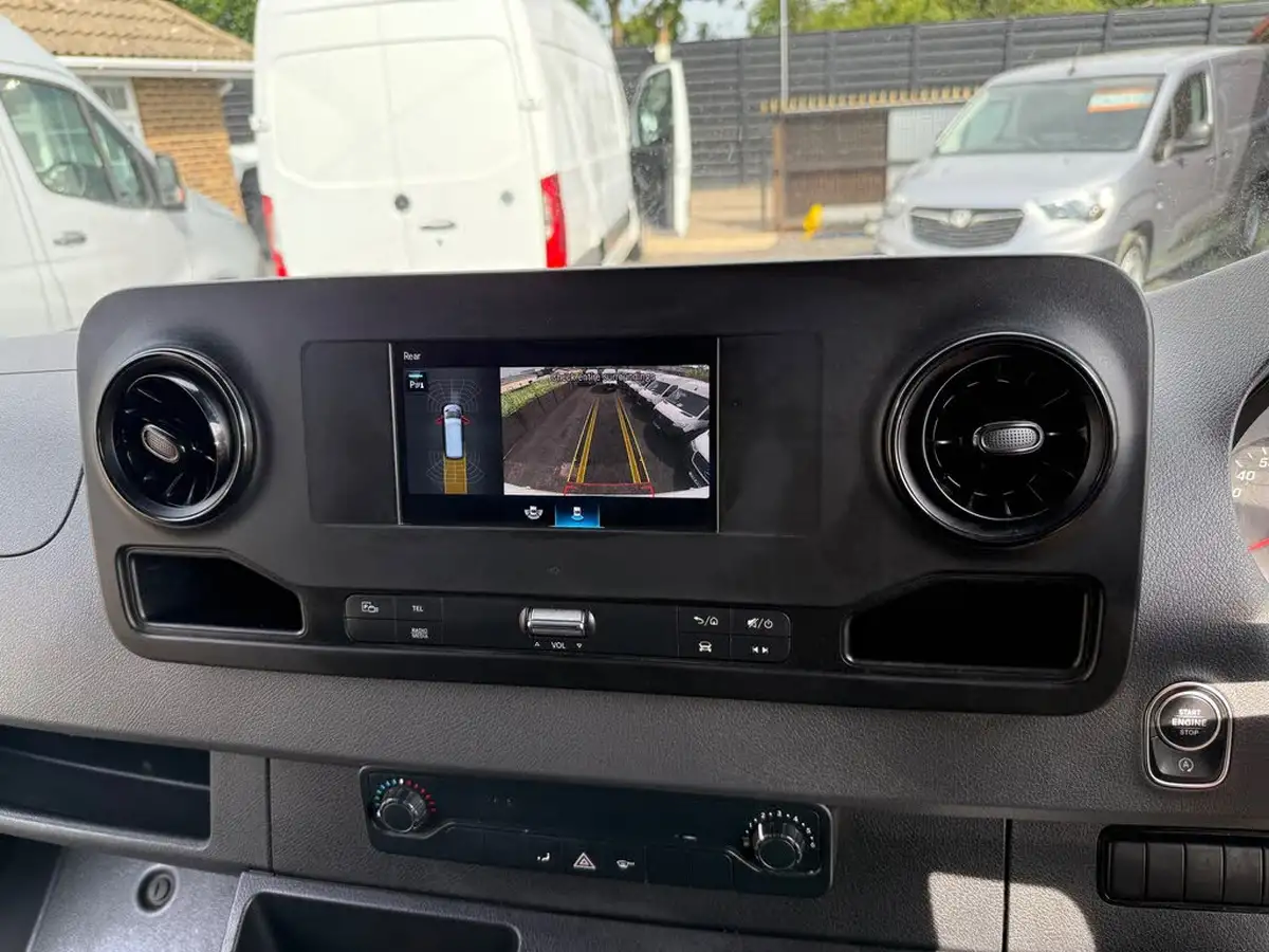 2021-mercedes-benz-sprinter-20cdi-315-l1h1-progressive-150pseu6dt-panel-rwd-eco-gear-360-big-25