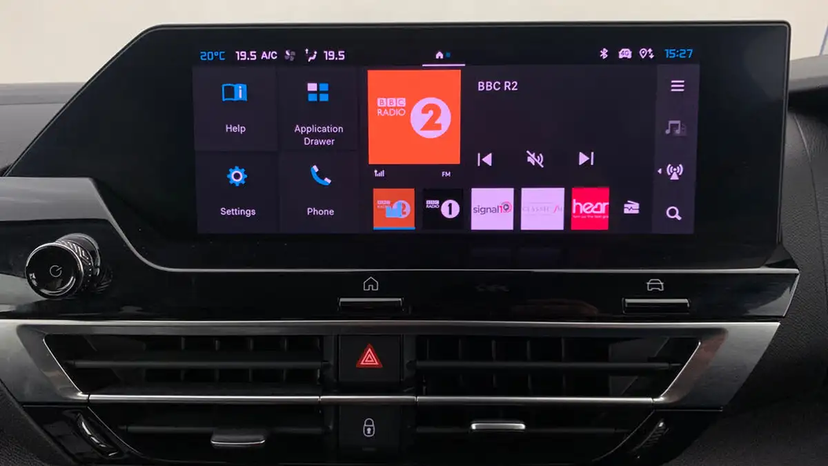 2024-citroen-c4-x-12-puretech-max-130ps-ss-eat8-big-25