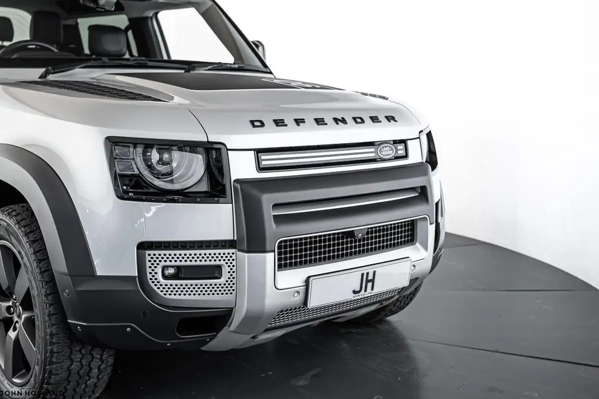 2021-land-rover-90-defender-30-d250-hse-big-10