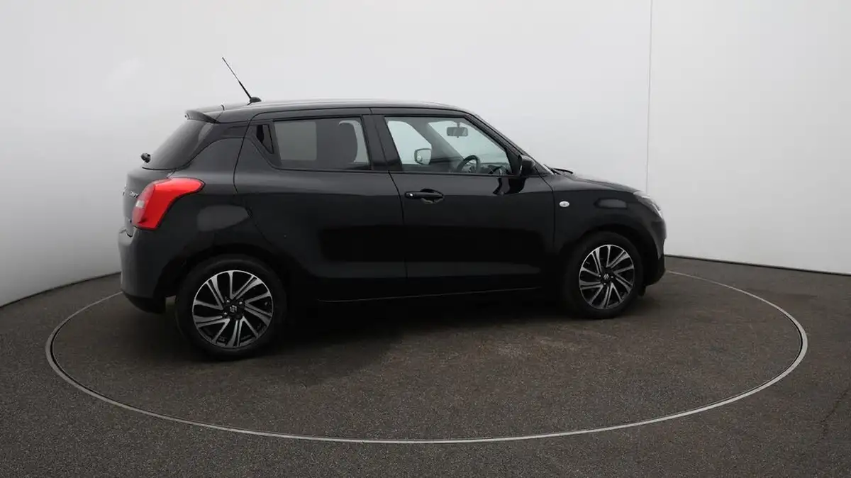 2024-suzuki-swift-12-dualjet-sz-l-big-51