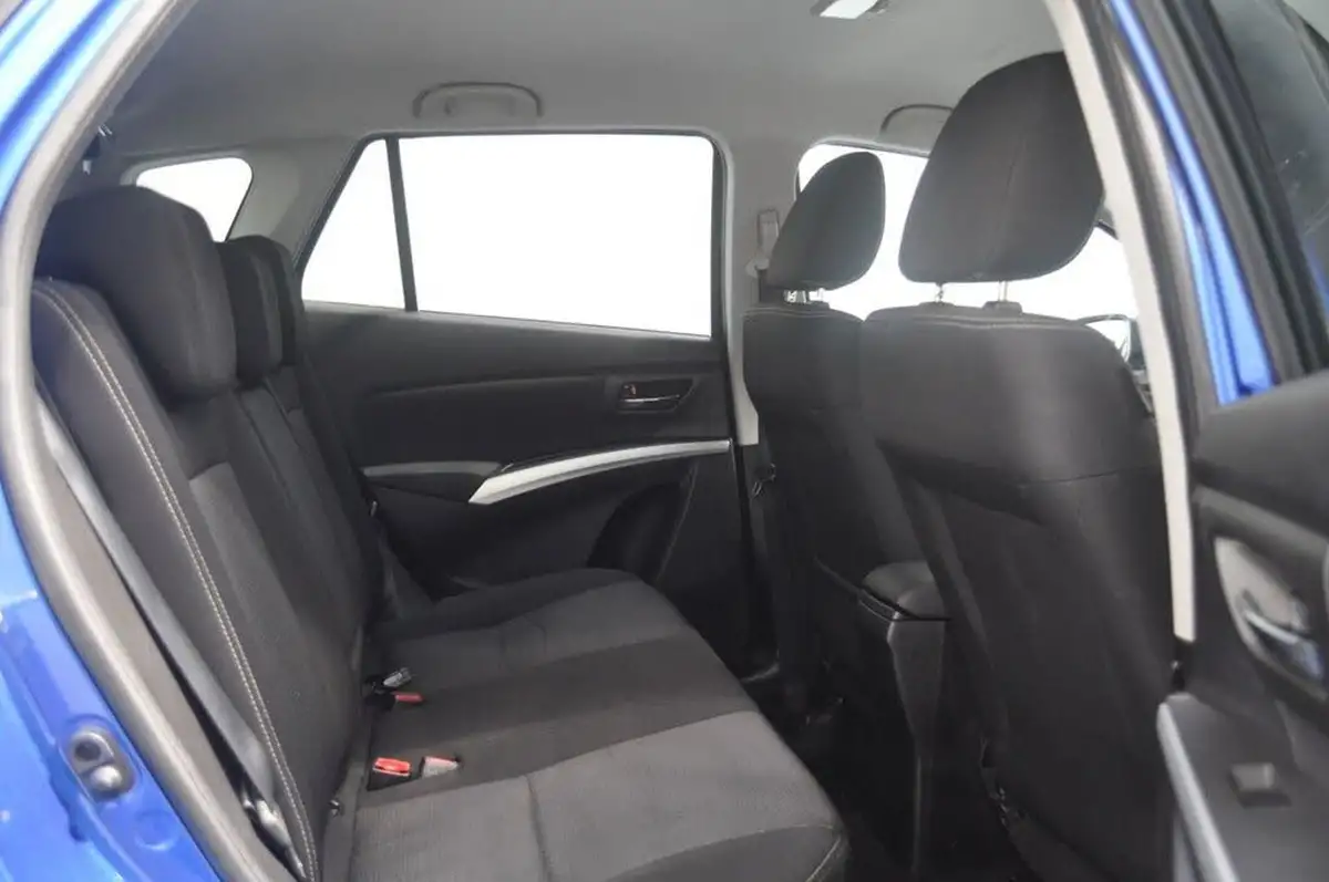 2014-suzuki-s-cross-16-sz-t-big-14