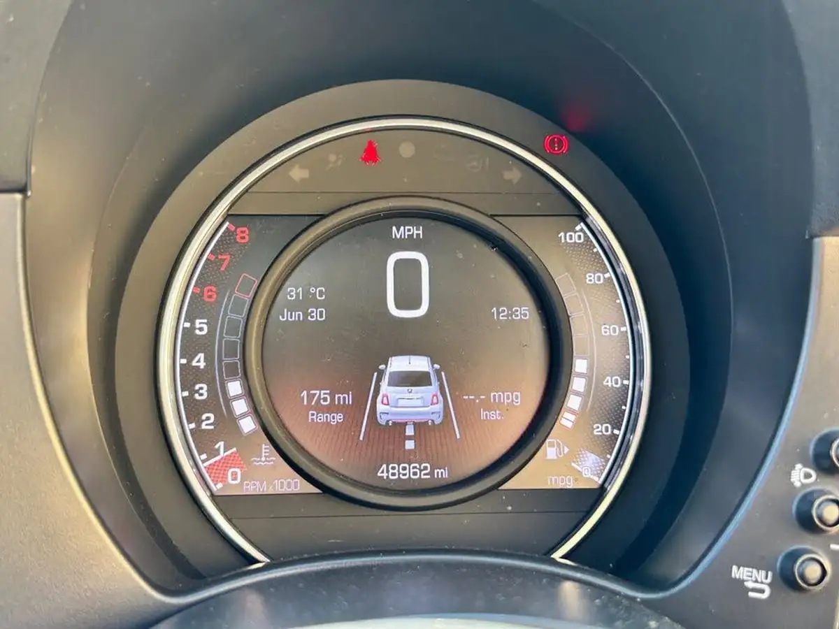 2018-abarth-595-14-tjet-big-10