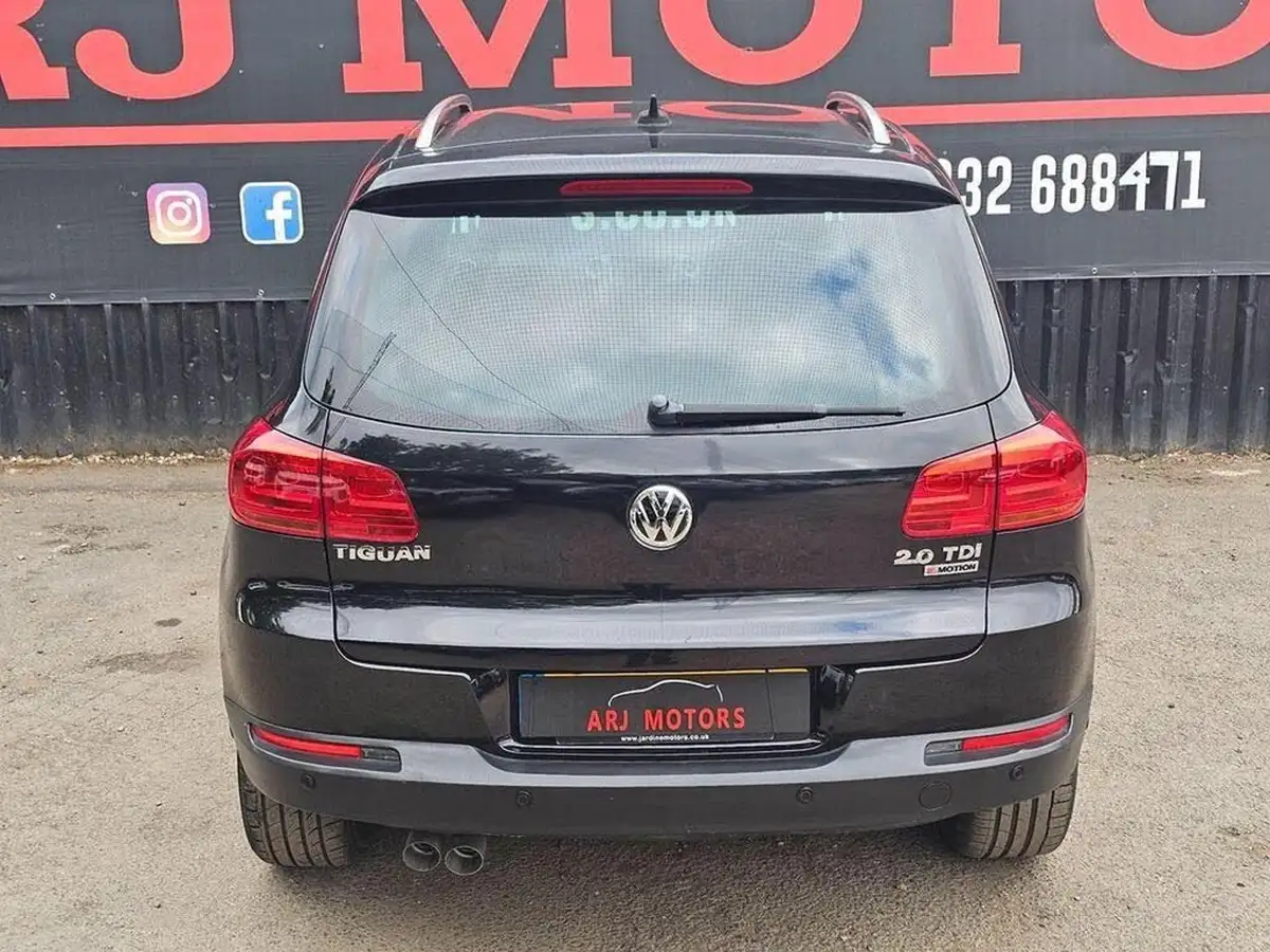 2015-volkswagen-tiguan-20tdi-match-150ps-4wd-bmt-dsg-big-5