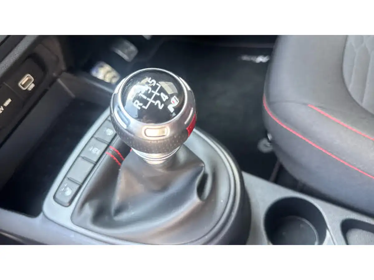 2024-hyundai-i10-10-t-gdi-n-line-90ps-two-tone-roof-big-26
