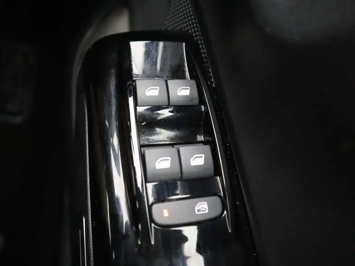 2024-citroen-c3-12-puretech-plus-110ps-eat6-big-34