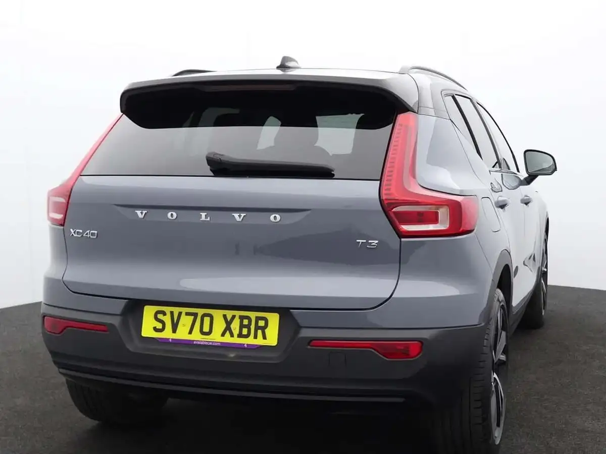 2020-volvo-xc40-15-t3-r-design-pro-big-5