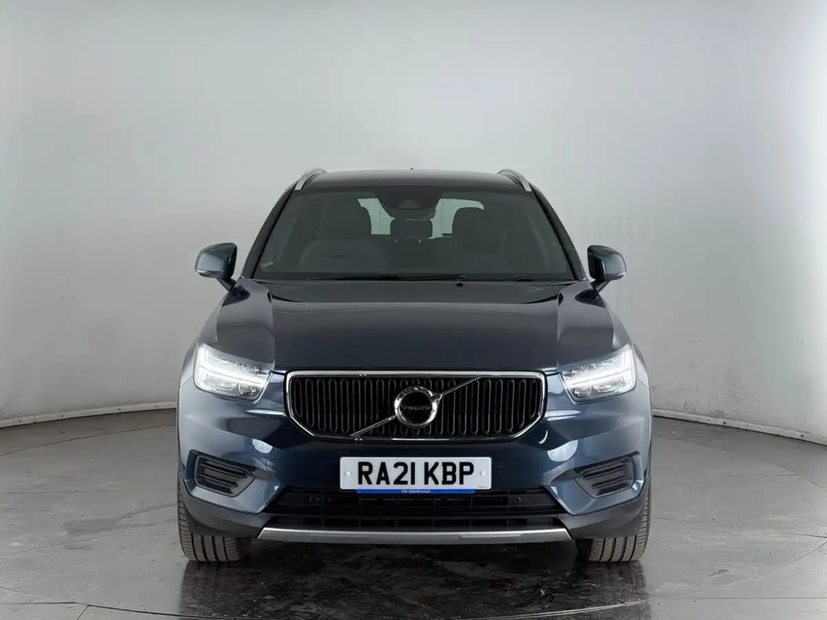 2021-volvo-xc40-15-t3-momentum-161bhp-big-6