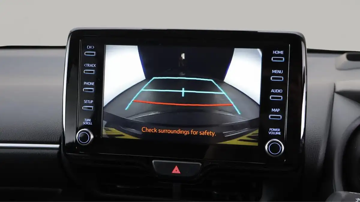 2022-mazda-mazda2-15-select-big-6