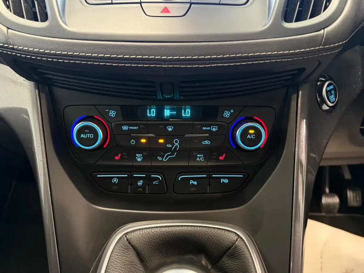2018-ford-kuga-20tdci-vignale-150ps-big-28