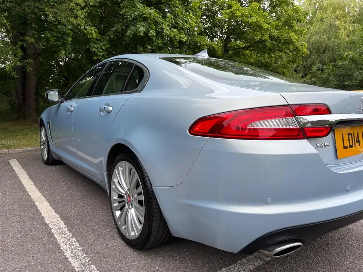 2014-jaguar-xf-30td-portfolio-saloon-4d-big-27