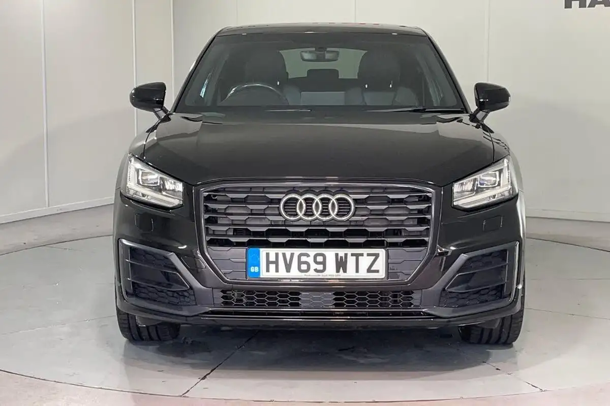 2019-audi-q2-16-30-tdi-black-edition-big-5