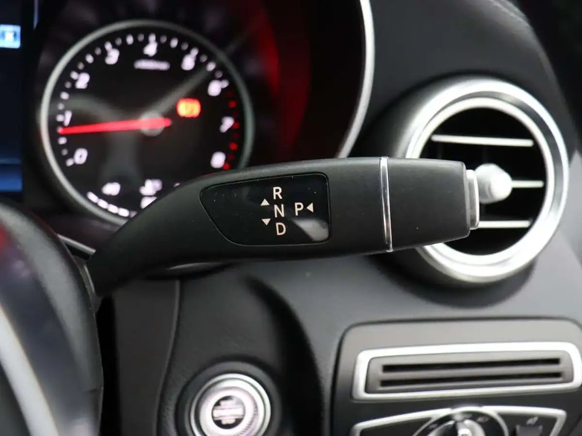 2019-mercedes-benz-c-class-20-c300-amg-line-premium-coupe-2d-big-35