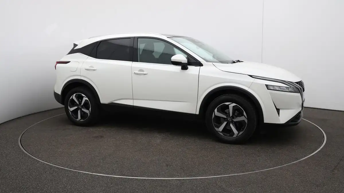 2022-nissan-qashqai-13-dig-t-n-connecta-140ps-big-45