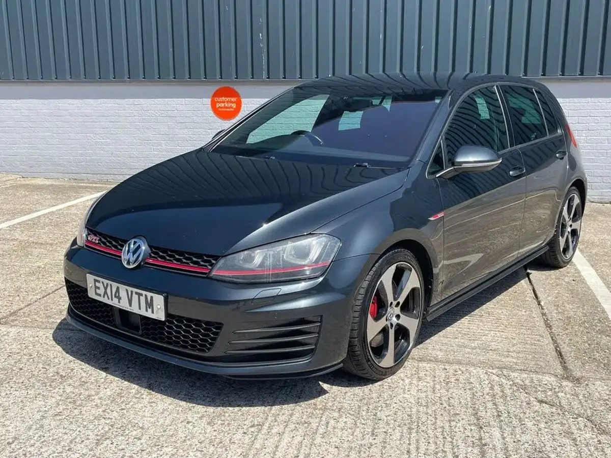 2014-volkswagen-golf-20-gti-230ps-performance-pk-hatchback-5d-dsg-big-61
